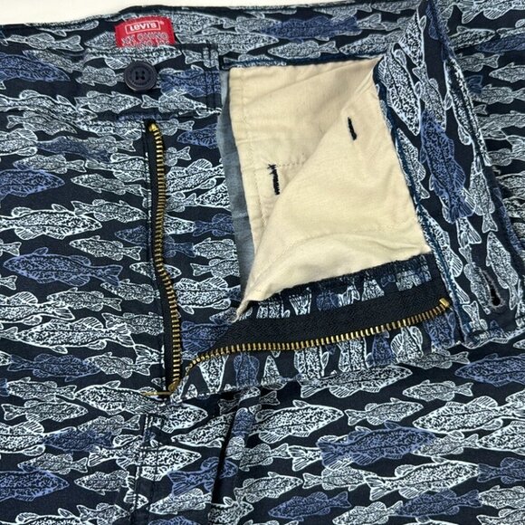 Levi's Chino Men's Blue Fish Casual Bermuda Shorts - Picture 6 of 13